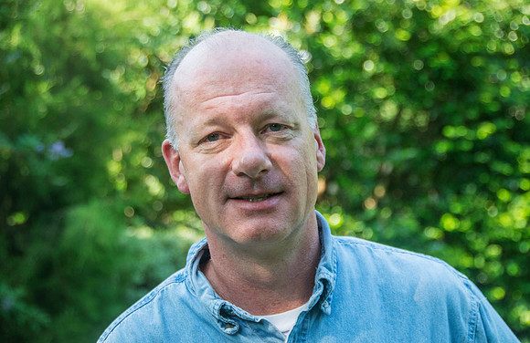 Mark Anderson - Beekeeper - June 4 2015 068