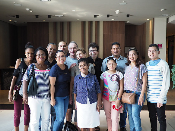 Extended Family - Panama City - January 2018 091